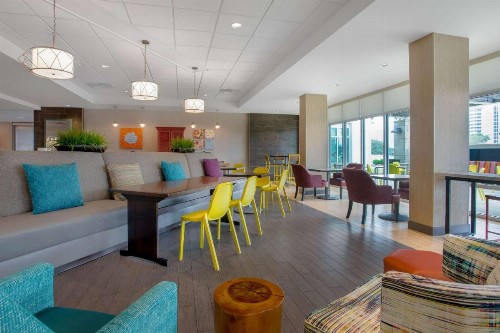 Home2 Suites by Hilton Destin - image 37