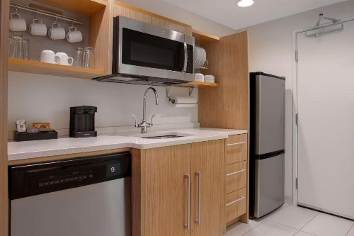 Home2 Suites by Hilton Destin - image 4
