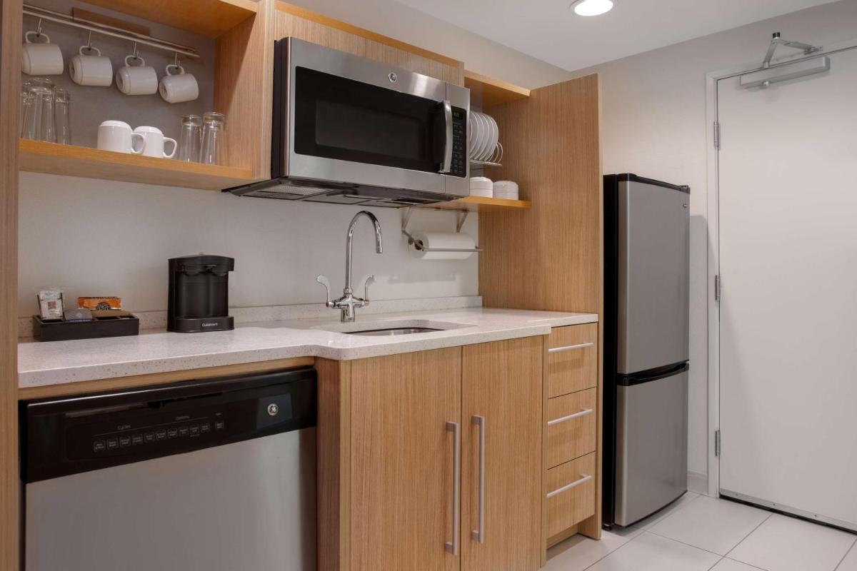 Home2 Suites by Hilton Destin - image 4