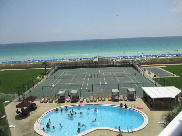 Holiday Surf & Racquet Club 118 - main image