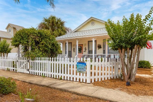 Castaway Cottage - image 26