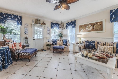 Castaway Cottage - image 30