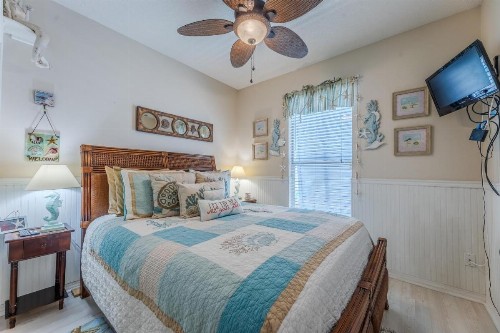 Castaway Cottage - image 32