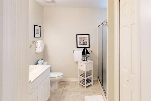 Sea Breeze Cottage - image 11