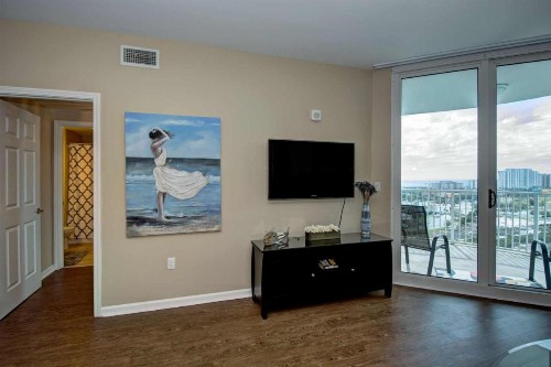 Palms of Destin 21114- Two Bedroom - image 9
