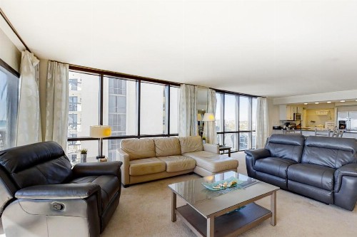Emerald Towers - image 10