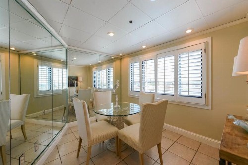 Emerald Towers - image 4