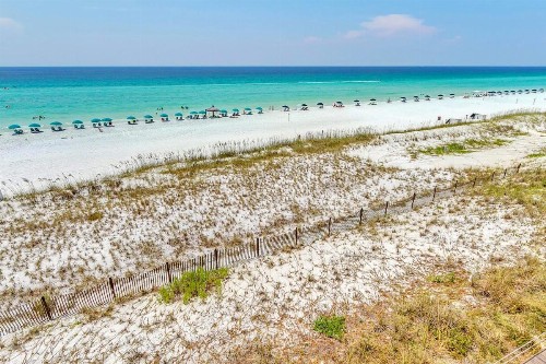 Copa Cabana Cottage by RealJoy Vacations - image 1