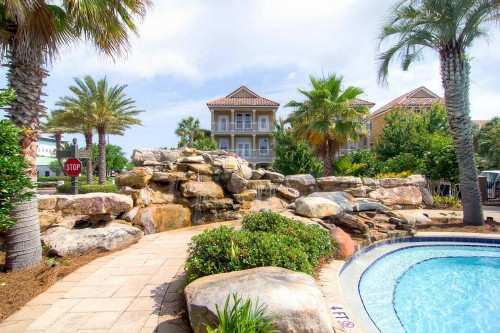 Southern Charm by RealJoy Vacations - image 11
