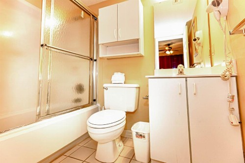 Pelican Pointe - image 2