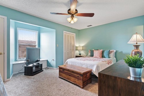 Canal Place #8 - image 10
