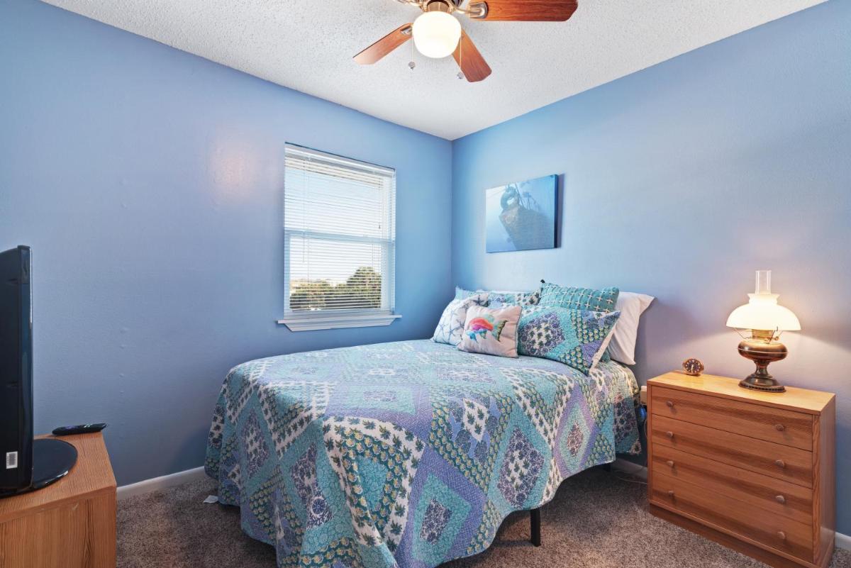 Canal Place #8 - image 6
