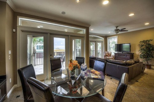 Casa Lontano by Five Star Properties - image 3