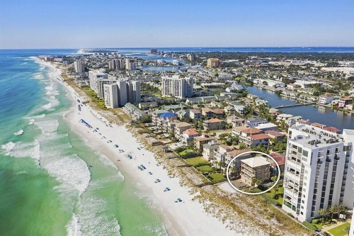 Martinis in the Sand by Five Star Properties - image 8