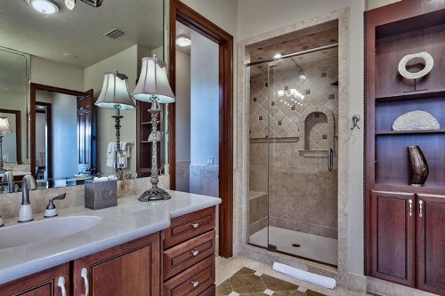 Tuscan Villa by Five Star Properties - image 12