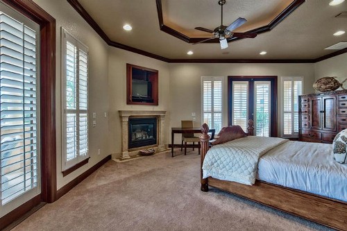 Tuscan Villa by Five Star Properties - image 9