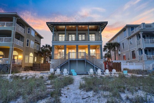 Tropic Like It's Hot by Five Star Properties - image 1