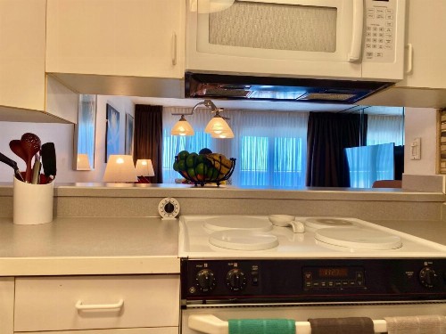Holiday Surf and Racquet Club 403 condo - image 6
