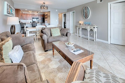 Beach House 202C - image 4