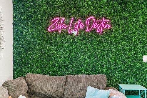 Zula Life Destin - image 14