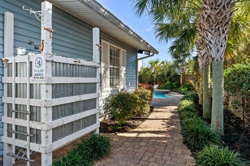 Zula Life Destin - image 2
