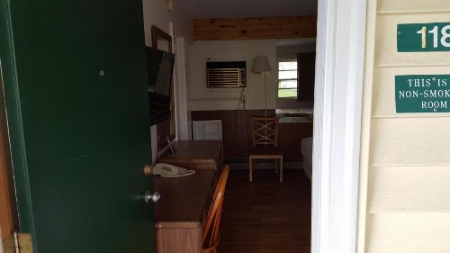Budget Host Inn - image 31