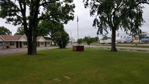 Budget Host Inn - image 8
