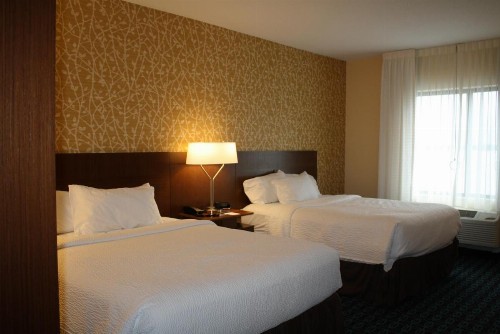 Fairfield Inn & Suites by Marriott Detroit Lakes - image 37