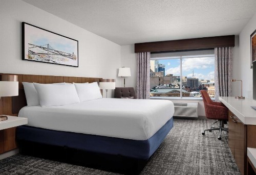 Hilton Garden Inn Detroit Downtown - image 25