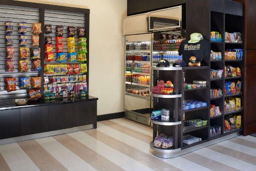 DoubleTree by Hilton Dearborn - image 12