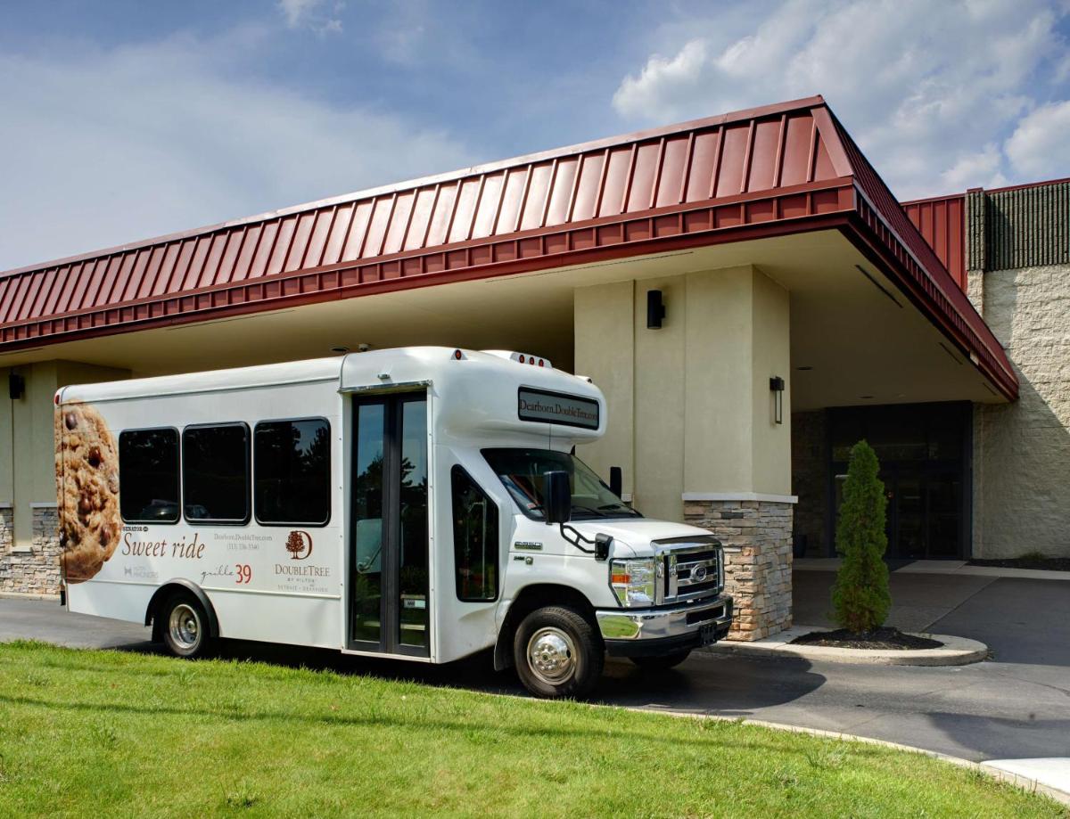 DoubleTree by Hilton Dearborn - image 3