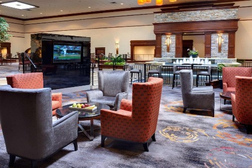 DoubleTree by Hilton Dearborn - image 4