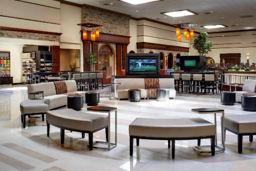 DoubleTree by Hilton Dearborn - image 8