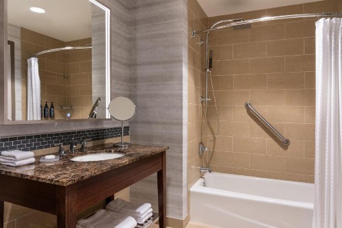 The Westin Book Cadillac Detroit - image 4