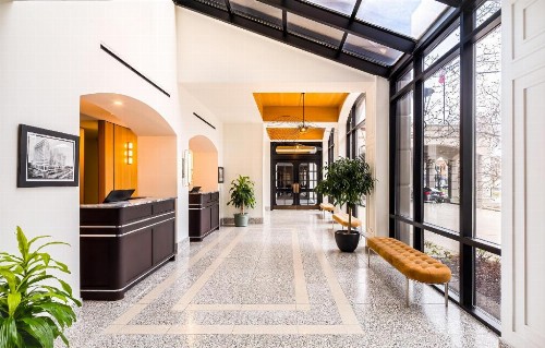 Hotel St. Regis - image 5