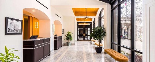 Hotel St. Regis - image 6