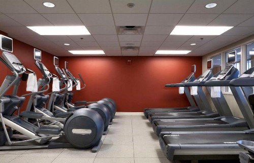 DoubleTree Suites by Hilton Detroit Downtown - Fort Shelby - image 13