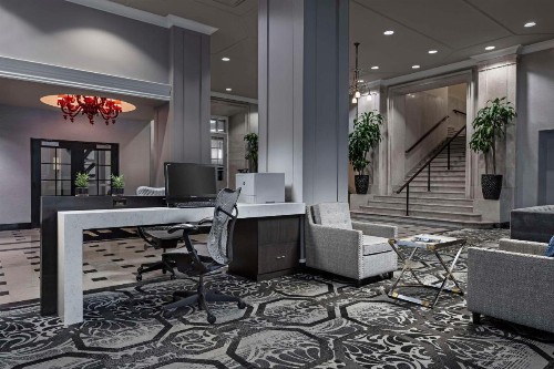 DoubleTree Suites by Hilton Detroit Downtown - Fort Shelby - image 6