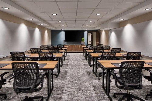 Courtyard by Marriott Detroit Downtown - image 49