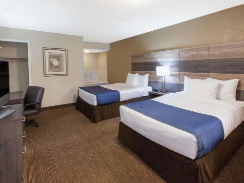 Baymont by Wyndham Downtown Detroit - image 10