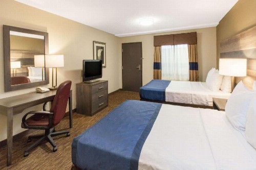 Baymont by Wyndham Downtown Detroit - image 9