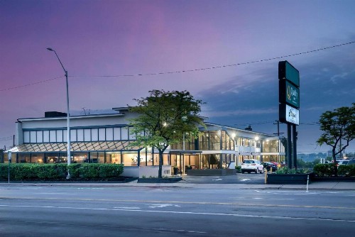 Rivertown Inn & Suites Downtown Detroit - image 11
