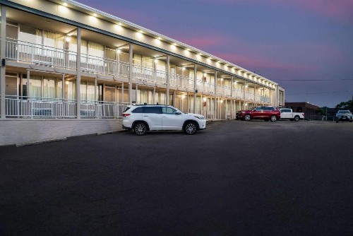 Rivertown Inn & Suites Downtown Detroit - image 16