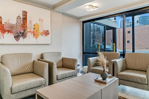 Rivertown Inn & Suites Downtown Detroit - image 4