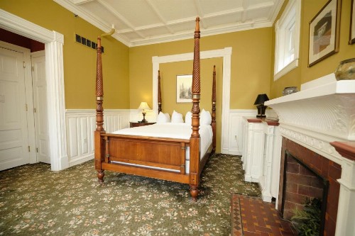 The Inn on Ferry Street - image 31