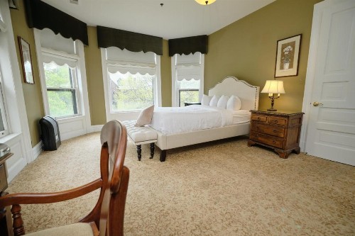 The Inn on Ferry Street - image 42