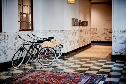 Detroit Foundation Hotel - image 2