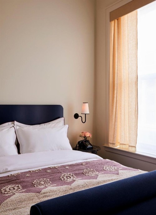 The Siren Hotel - image 3