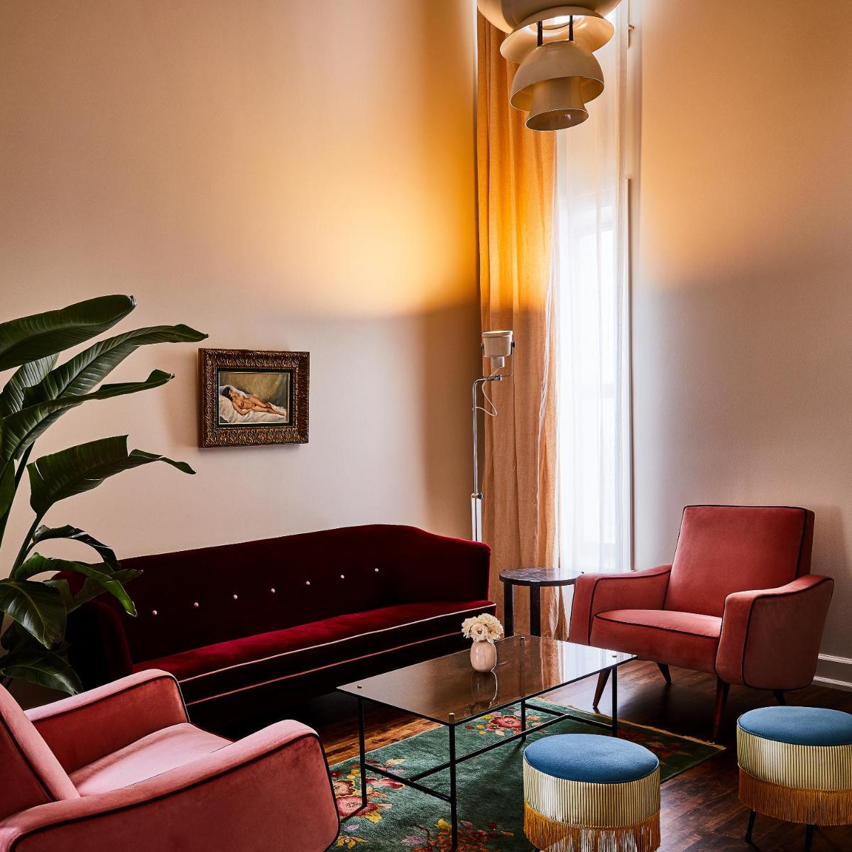 The Siren Hotel - image 5