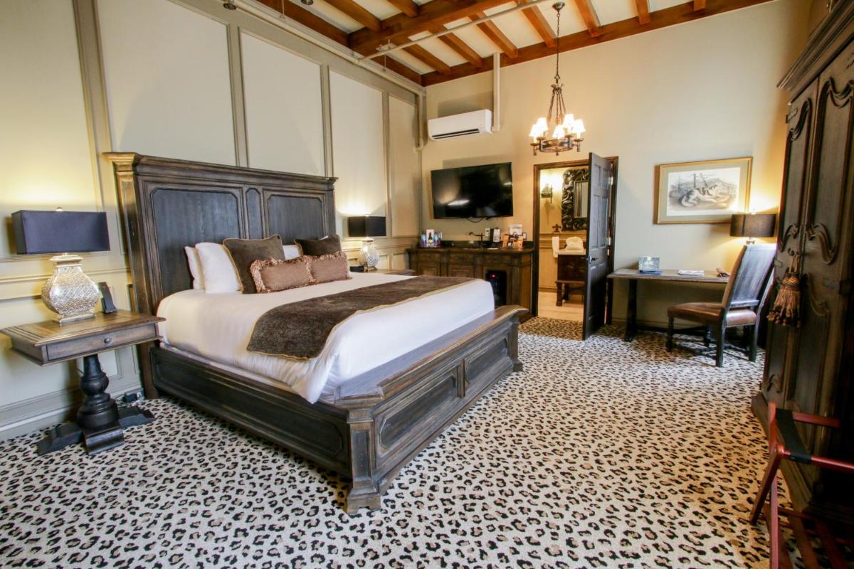 The Detroit Club Hotel - image 5
